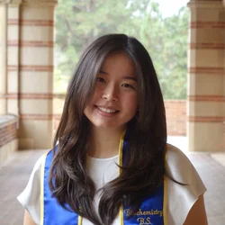 Madison Bang headshot